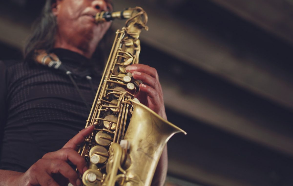 Beroemde Jazzartiesten en Hun Invloed op het Genre